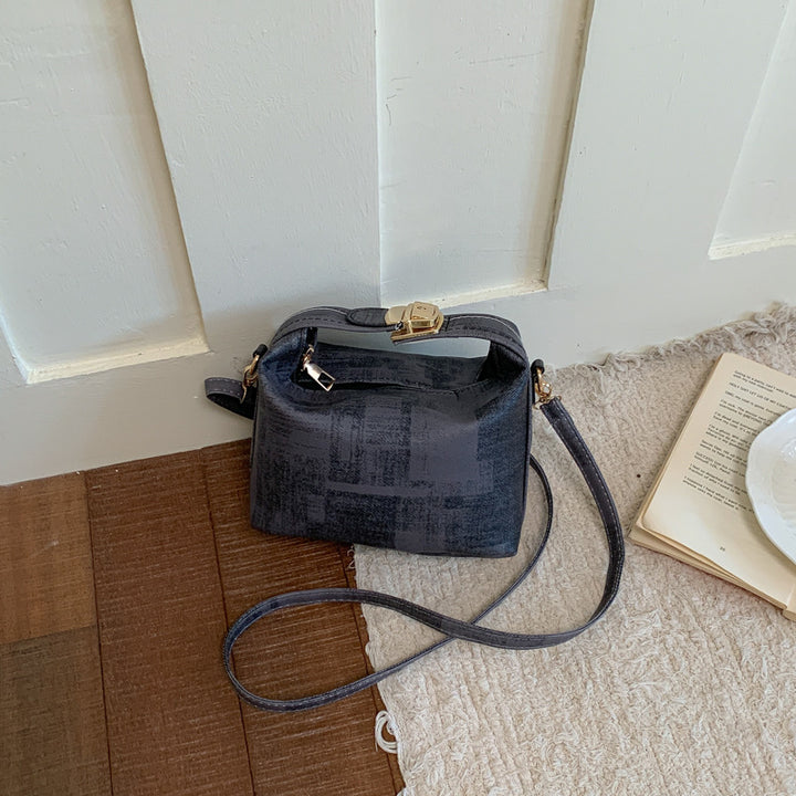 Damen Mini-Handtasche im modernen Design Nord Taschen