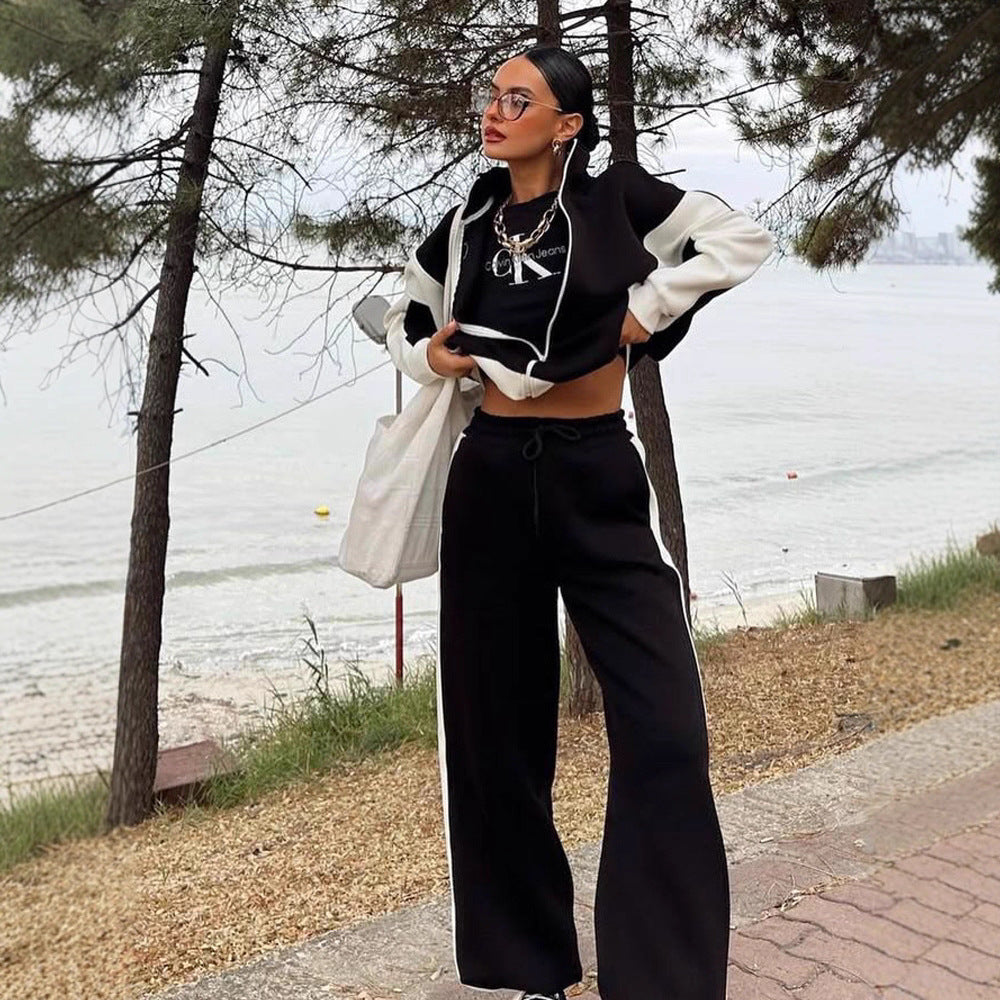 Damen sportliches Set mit hochgeschlossenem Kragen und weitem Hosenbein Nord Taschen