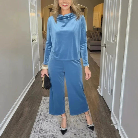 Damen Elegantes Samt-Zweiteiler mit Wasserfallkragen und weiter Culotte-Hose Nord Taschen