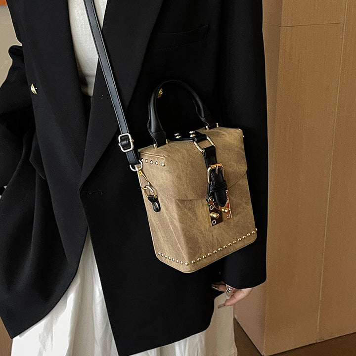 Damen Mini-Rucksack mit elegantem Druckknopfverschluss und strapazierfähigem Obermaterial Nord Taschen
