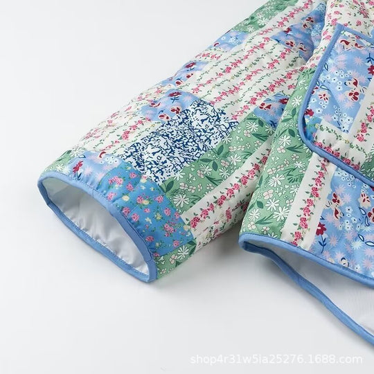 Damen Steppjacke im Patchwork-Quiltstil mit Schalkragen und aufgesetzten Taschen Nord Taschen