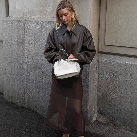 Damen Cropped Boxy Jacke aus Lederimitat mit übergroßem Kragen und verdeckter Reißverschlussleiste Nord Taschen