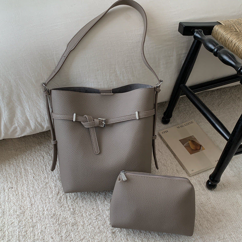 Damen Beuteltasche mit praktischem Innenorganizer Nord Taschen