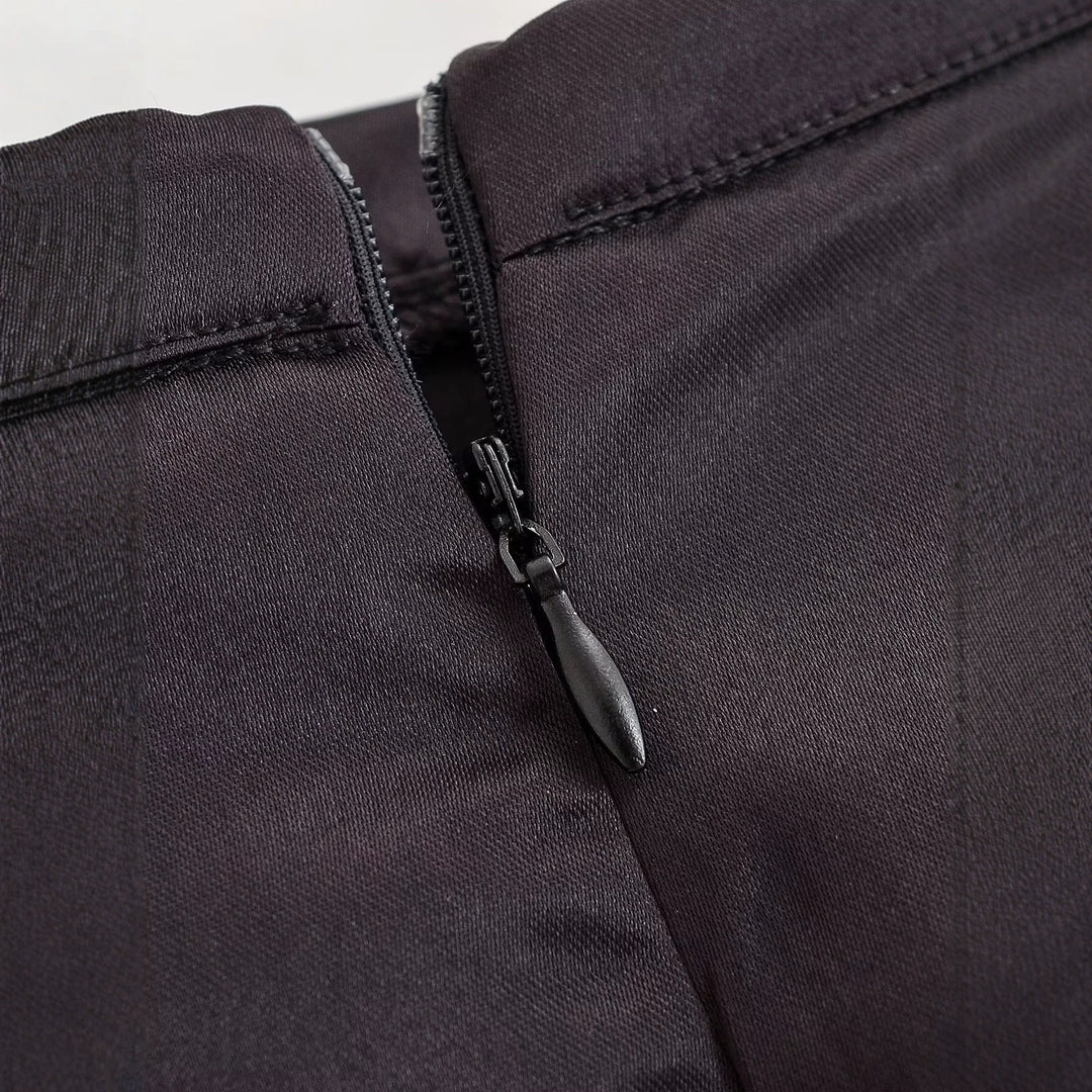 Damen Satin-Midirock mit hohem Bund, seitlichem Schlitz und dekorativen Froschverschlüssen Nord Taschen