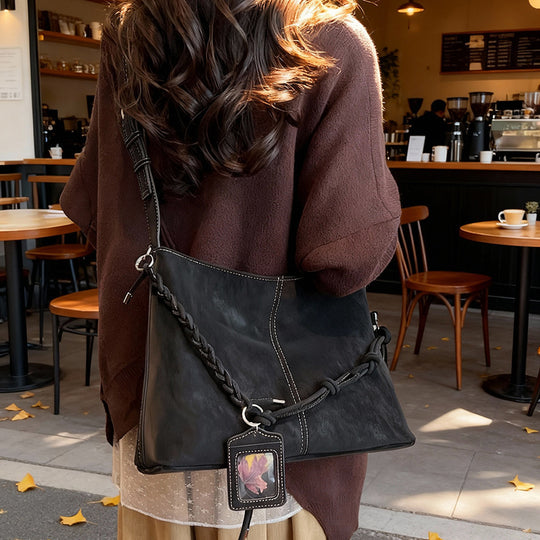 Damen Beuteltasche mit geflochtenem Detail und elegantem Kettenanhänger Nord Taschen