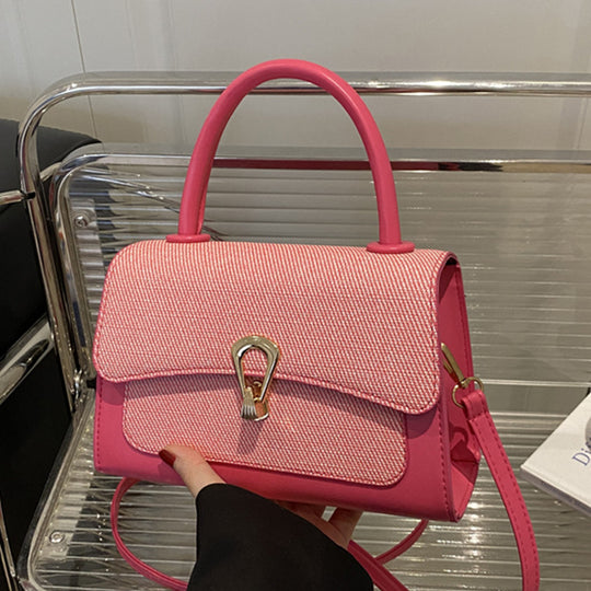 Damen Handtasche mit strukturiertem Design und elegantem Klappenverschluss Nord Taschen