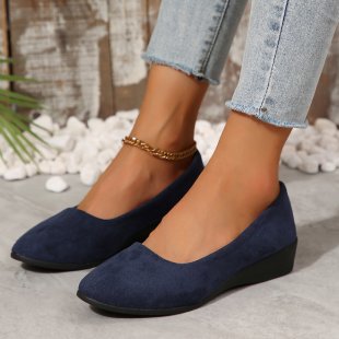 Damen  elegante Ballerina mit leichter Keilsohle und Krokoprägung Nord Taschen