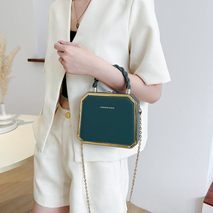 Damen elegante Box-Handtasche mit Kettenriemen Nord Taschen