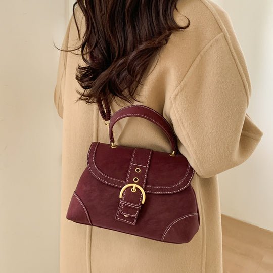 Damen schicke Handtasche mit verstellbarem Trageriemen und dekorativem Verschluss Nord Taschen