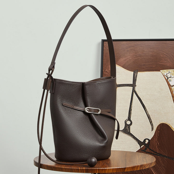 Damen Hobo-Tasche mit stilvollem Design und praktischen Fächern Nord Taschen