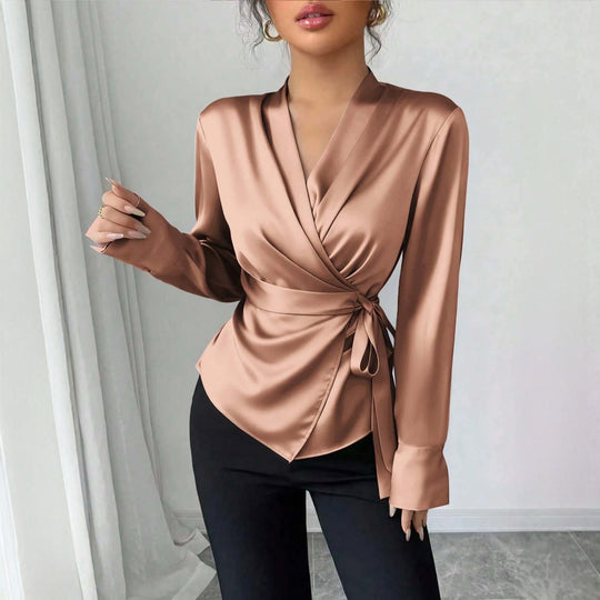 Damen Satin-Wickelbluse mit V-Ausschnitt, Taillengürtel und schmalem Manschettenärmel Nord Taschen
