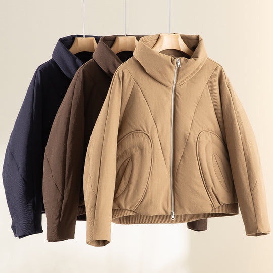 Damen Kurze gesteppte Steppjacke mit hohem Stehkragen und skulpturaler Nahtführung Nord Taschen