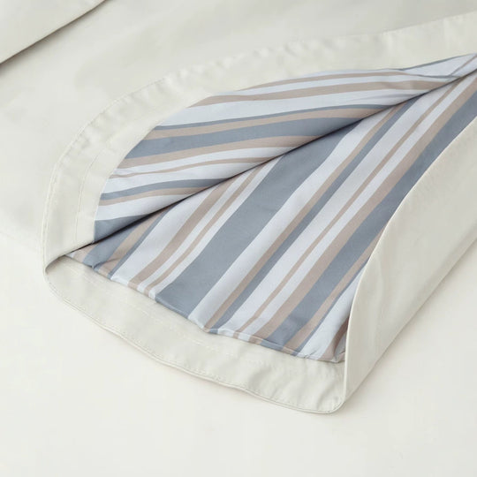 Damen Mantel mit Stehkragen, Ballonärmeln und seitlichen Schlitzen Nord Taschen