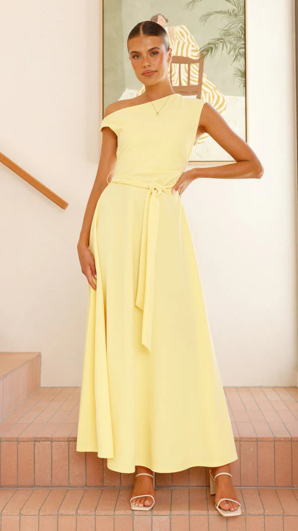 Damen Maxikleid mit schickem asymmetrischen Ausschnitt und eleganter Schleife