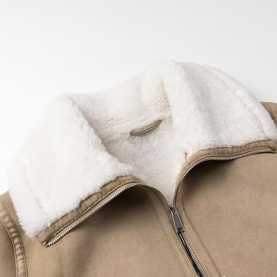 Damen Kurz geschnittene Bomberjacke mit Fake-Shearling-Kragen und Veloursoptik Nord Taschen