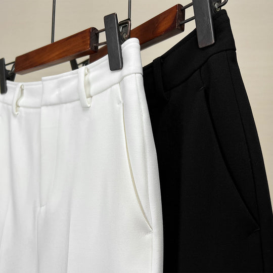 Damen Elegante gerade geschnittene Anzughose mit Bügelfalte und Eingrifftaschen Nord Taschen