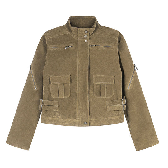 Damen Kurz geschnittene Wildlederjacke mit Stehkragen, Utility-Taschen und Seiten-Schnallen Nord Taschen