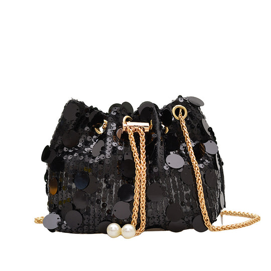 Damen Glamouröse Beuteltasche mit funkelnden Pailletten Nord Taschen