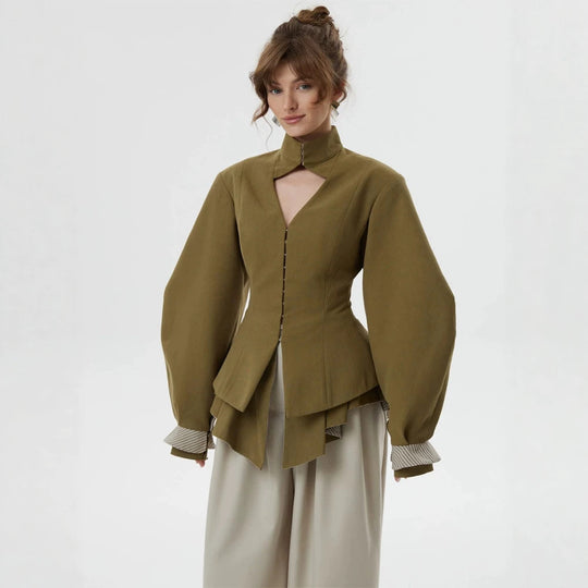 Damen taillierte Jacke mit Stehkragen, Cut-Out und Ballonärmeln Nord Taschen