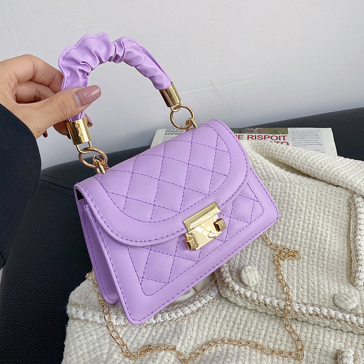Damen Clutch-Tasche mit geflochtenem Tragegriff und hochwertiger Steppverarbeitung Nord Taschen