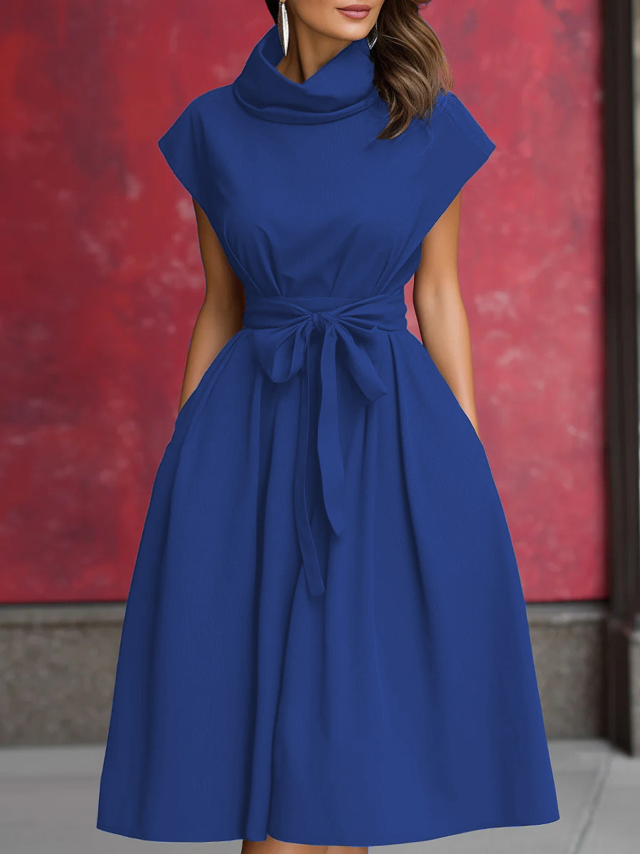Damen Kleid mit schicker, geraffter Kapuze und praktischen Taschen