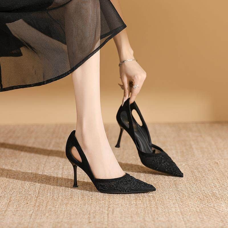 Damen elegante spitze High Heels mit floralem Spitzenmotiv Nord Taschen