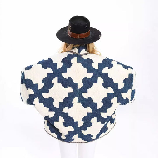 Damen Gequiltete Oversize-Jacke mit Patchworkmuster und weiter Kimono-Ärmel Nord Taschen