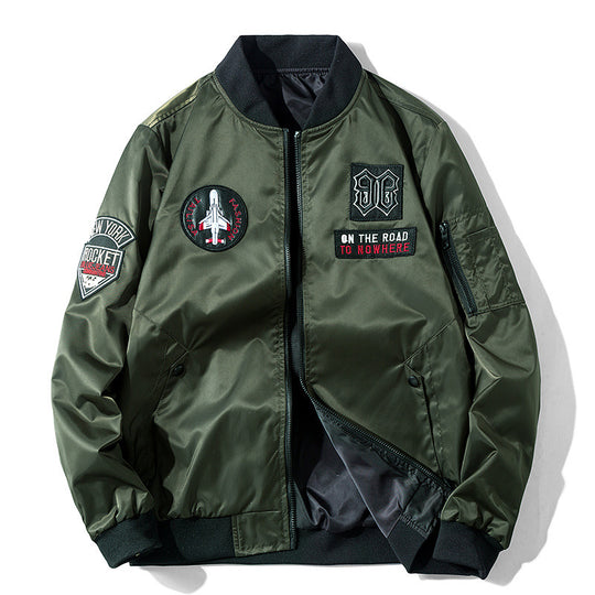 Herren Bomberjacke im Aviator-Style mit Patchapplikationen, Nylon-Shell und Ärmeltasche Nord Taschen