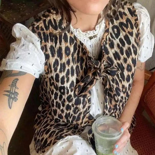 Damen Ärmellose Strickweste mit Leopardenmuster und dekorativen Bindeschleifen Nord Taschen