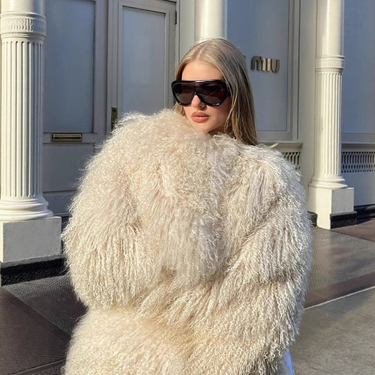 Damen Extravaganter Oversize-Fauxfur-Mantel mit langfloriger Lockenstruktur Nord Taschen
