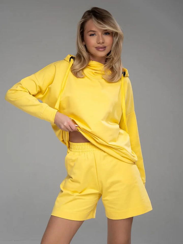 Damen lässiges Oversized Hoodie und Shorts Set Nord Taschen