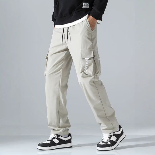 Herren Cargo-Jogginghose mit elastischem Bund, seitlichen Klapp- & Reißverschlusstaschen Nord Taschen
