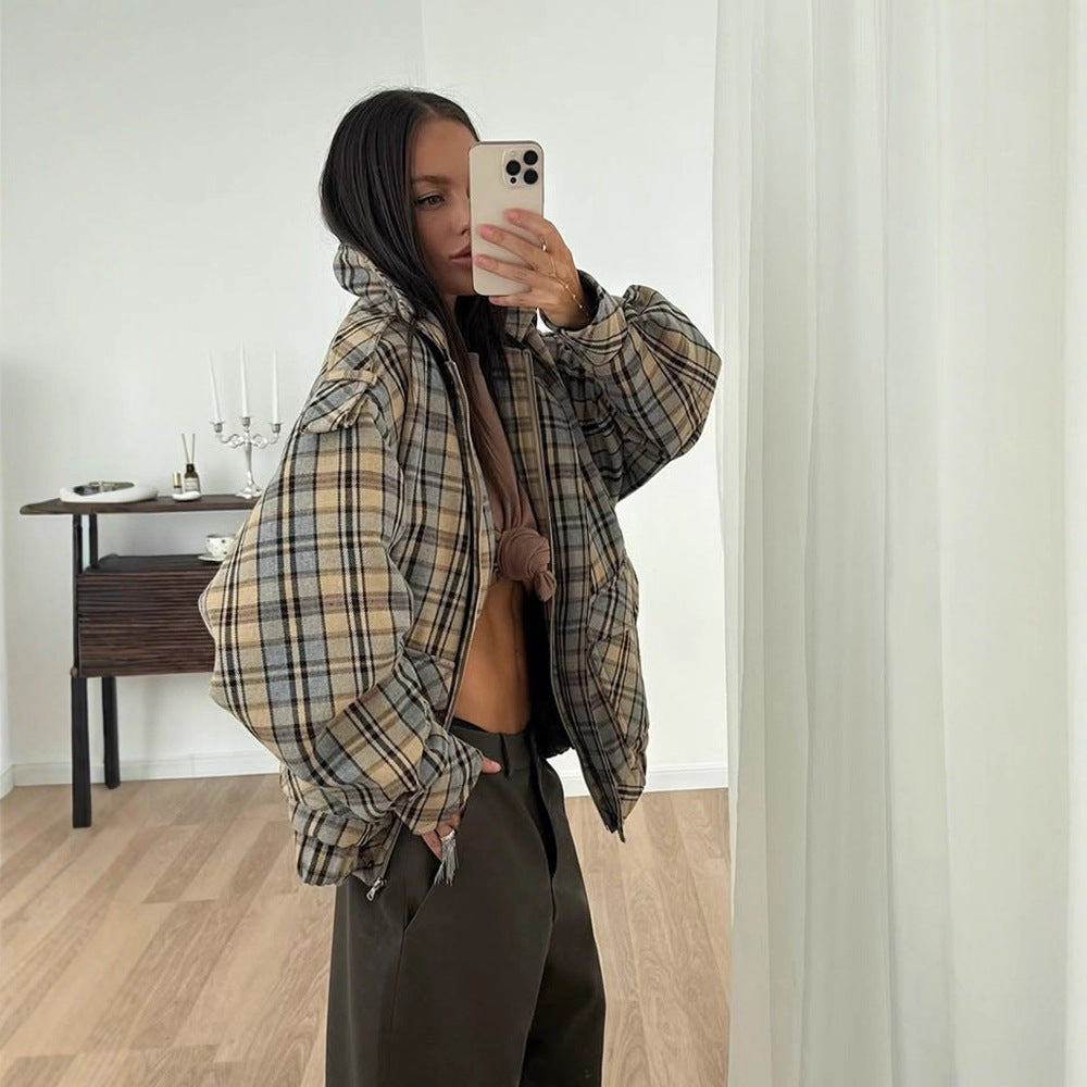 Damen Oversize-Karomantel im Boxy‑Schnitt mit Reißverschluss und Schulterklappen Nord Taschen
