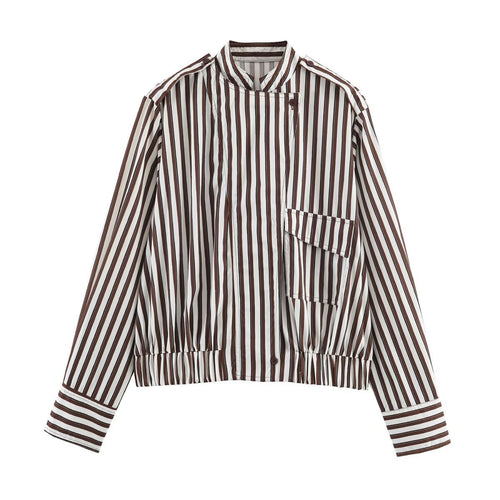 Damen Gestreifte Cropped‑Hemdblusen‑Jacke mit Stehkragen, asymmetrischer Klappentasche und elastischem Saum Nord Taschen