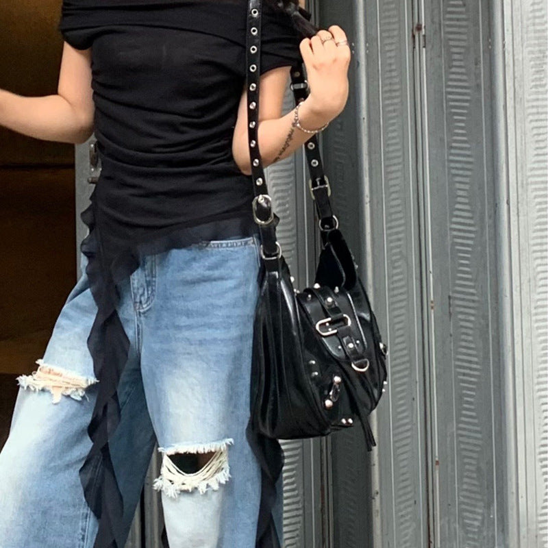Damen Hobo-Tasche mit dekorativen Nieten und modischem Design Nord Taschen