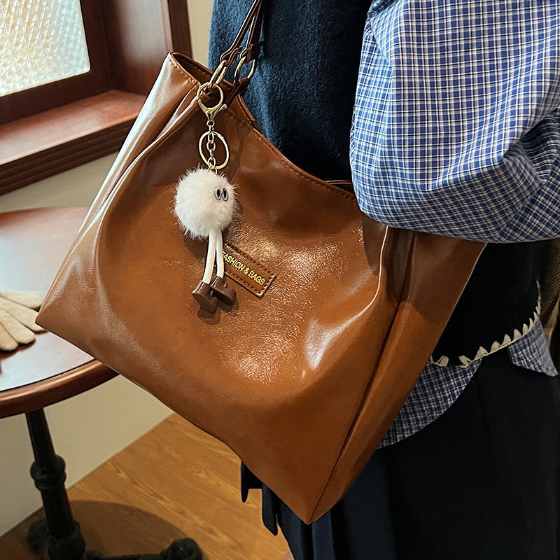 Damen Zeitlose Handtasche mit elegantem Design und abnehmbarem Anhänger Nord Taschen