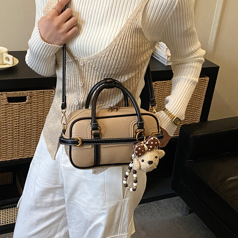 Damen Mini-Handtasche mit abnehmbarem Teddy-Anhänger Nord Taschen