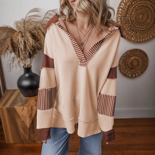 Damen Oversize-Sweatshirt mit tiefem V-Ausschnitt, Streifeninnenkragen und Kontrastärmeln Nord Taschen