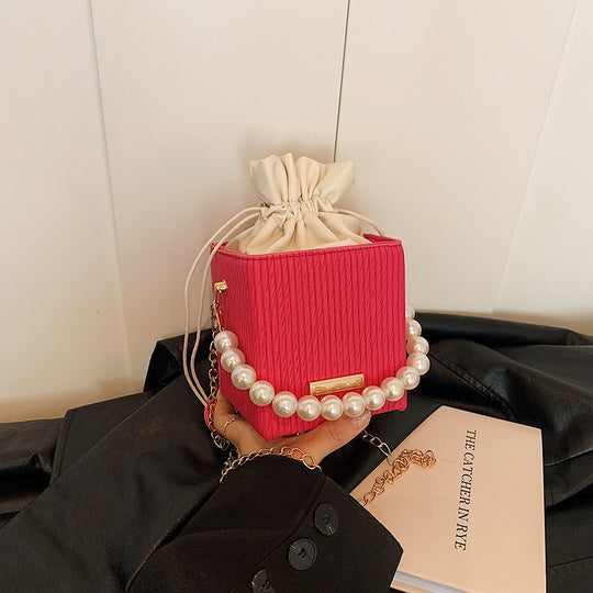 Damen Mini-Handtasche mit abnehmbarer Perlenkette Nord Taschen