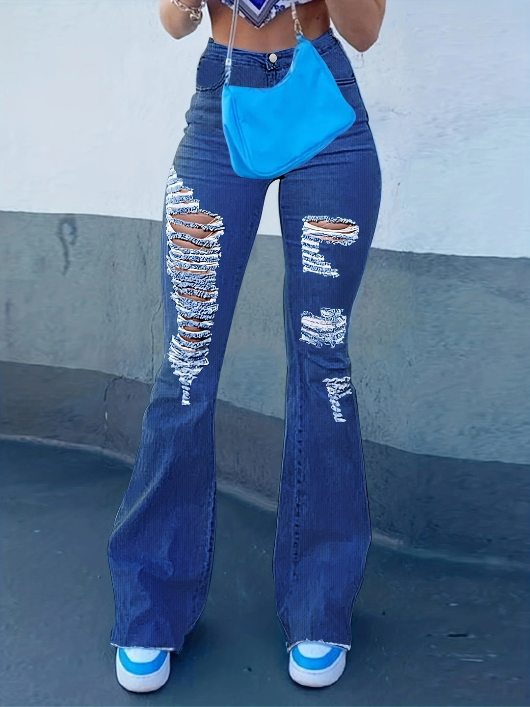 Damen High-Waist Flared-Jeans mit großflächigen Distressed-Rissen und sculptendem Komfortbund Nord Taschen