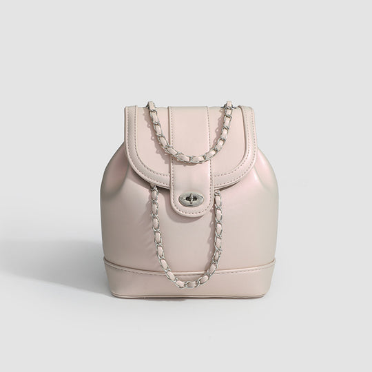 Damen Umhängetasche mit elegantem Kettenhenkel und stilvollem Faltendesign Nord Taschen
