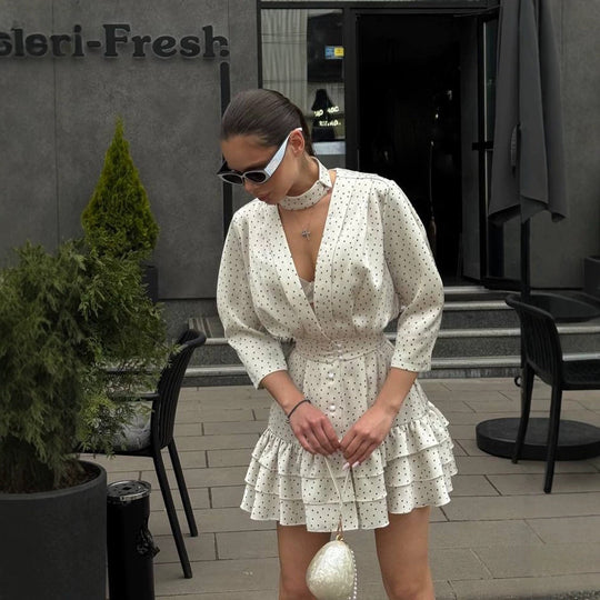 Damen Blumiges Chiffon-Minikleid mit V-Ausschnitt, Taillengürtel & Volantstufen Nord Taschen