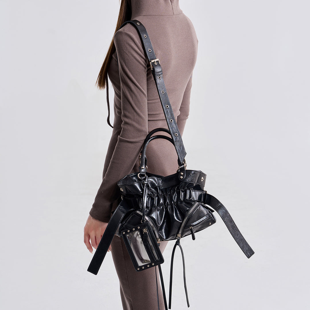 Damen Hobo-Handtasche mit raffiniertem Faltendesign und stilvollen Reißverschlüssen Nord Taschen