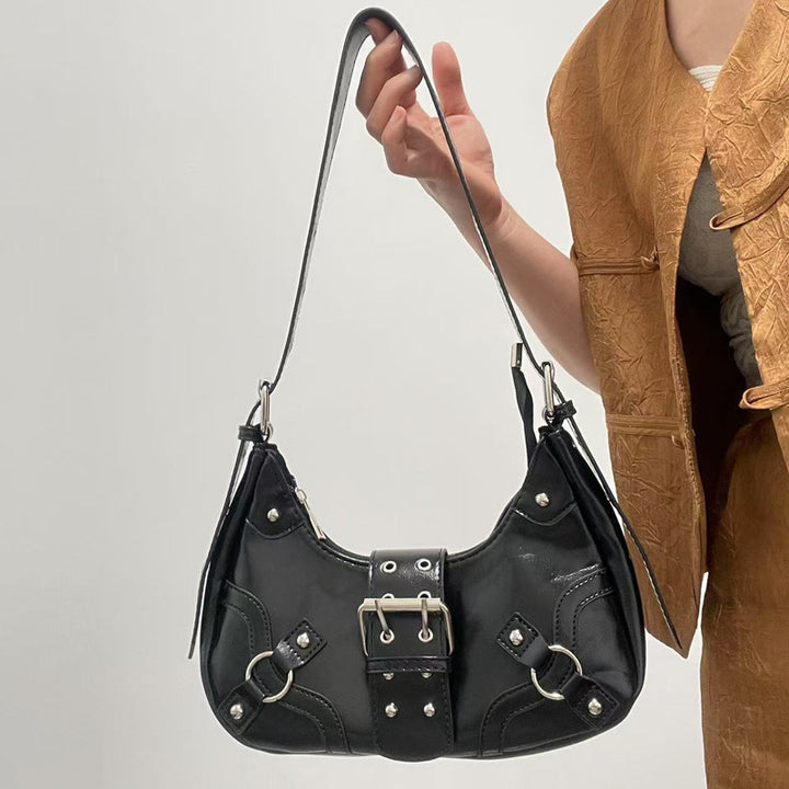 Damen Hobo-Tasche mit dekorativen Nieten und elegantem Tragegurt Nord Taschen