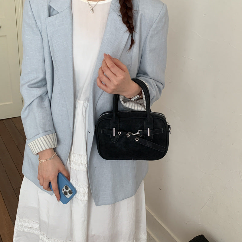 Damen modische Henkeltasche mit verspieltem Charme Nord Taschen