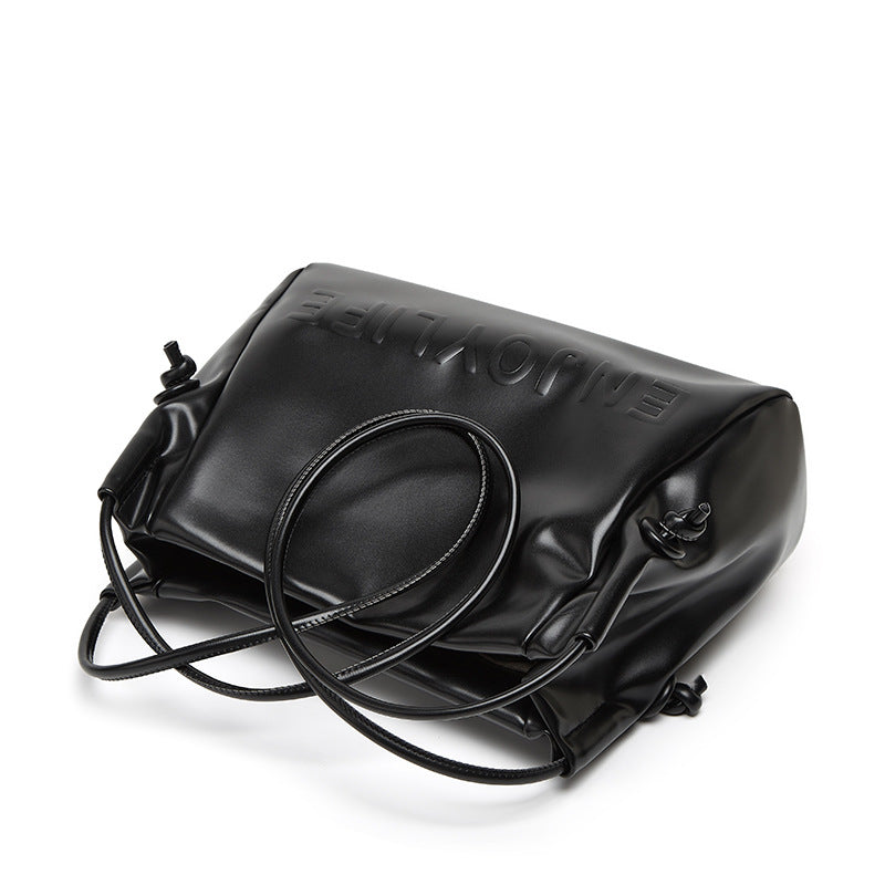 Damen Hobo-Tasche mit elegantem Kordelzug und weich geschmeidiger Oberfläche Nord Taschen