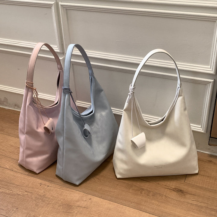 Damen Hobo-Tasche aus hochwertigem, geschmeidigem Kunstleder mit praktischem Kordelzug Nord Taschen