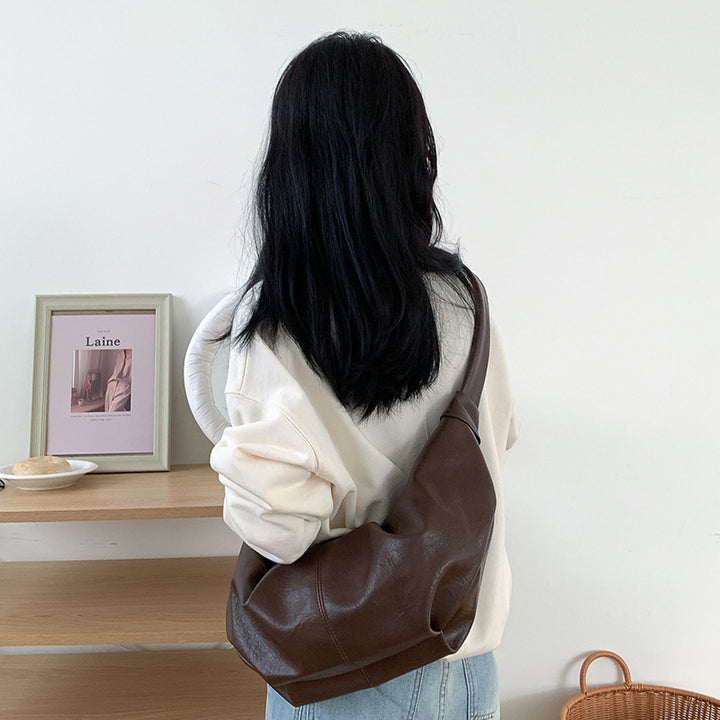 Damen Hobo-Tasche mit kunstvollem Faltendesign und weichem Kunstleder Nord Taschen