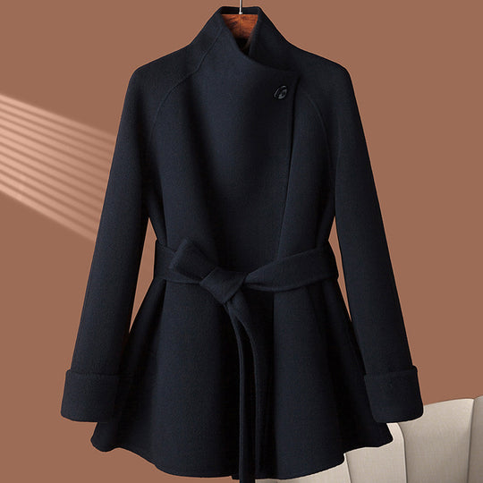 Damen Eleganter und klassischer Trenchcoat Nord Taschen