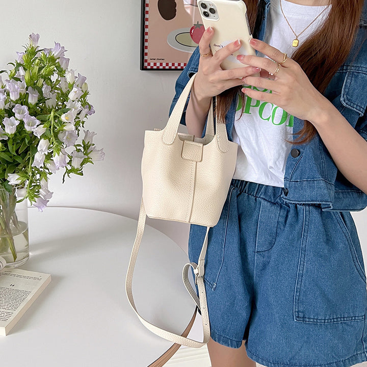 Damen Hobo-Tasche mit abnehmbarer Kosmetiktasche und elegantem Design Nord Taschen